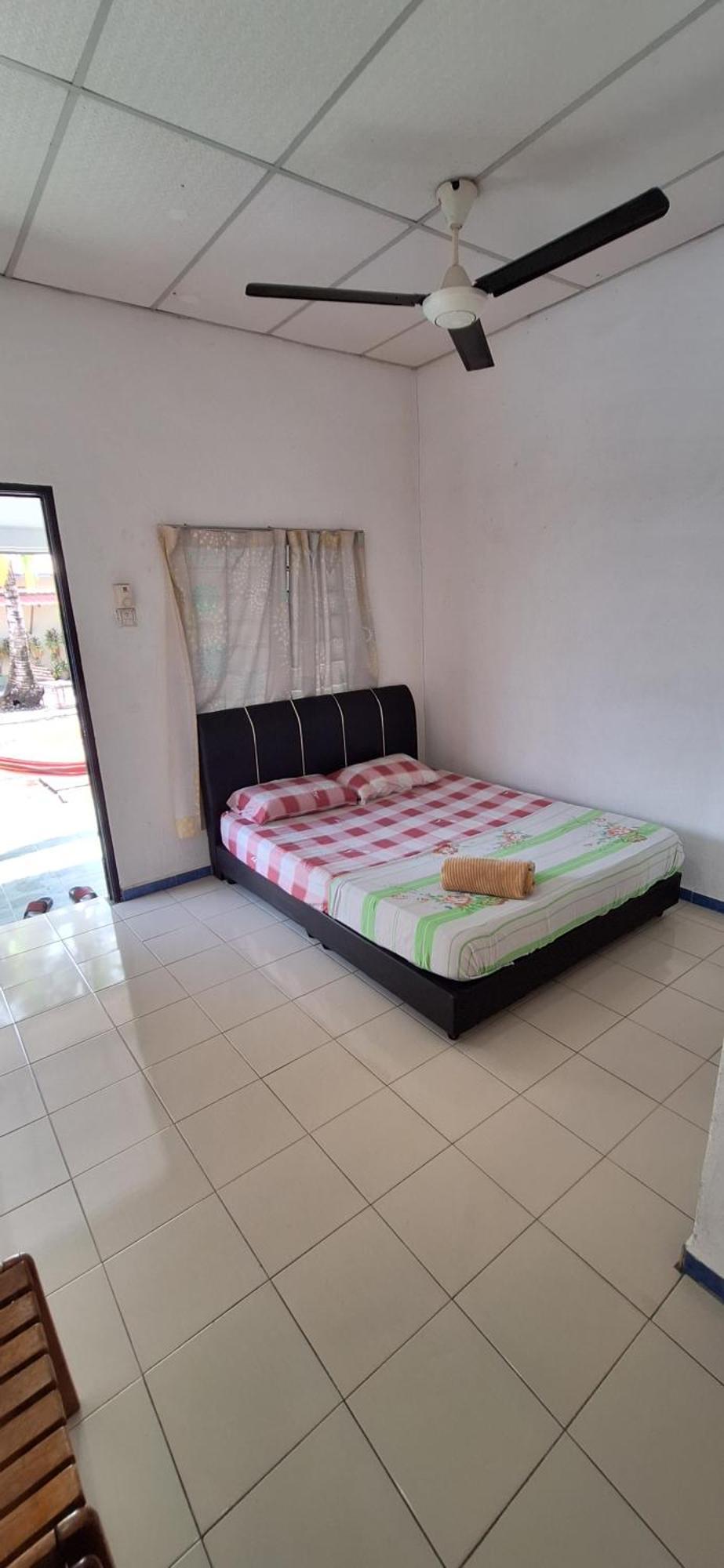 Rainbow Bed N Bfast Vandrehjem Pantai Cenang  Eksteriør billede